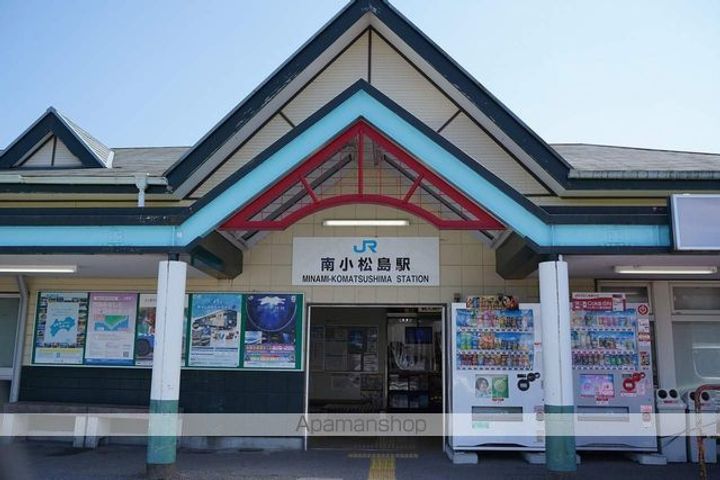 クレイノLANTANA205の周辺