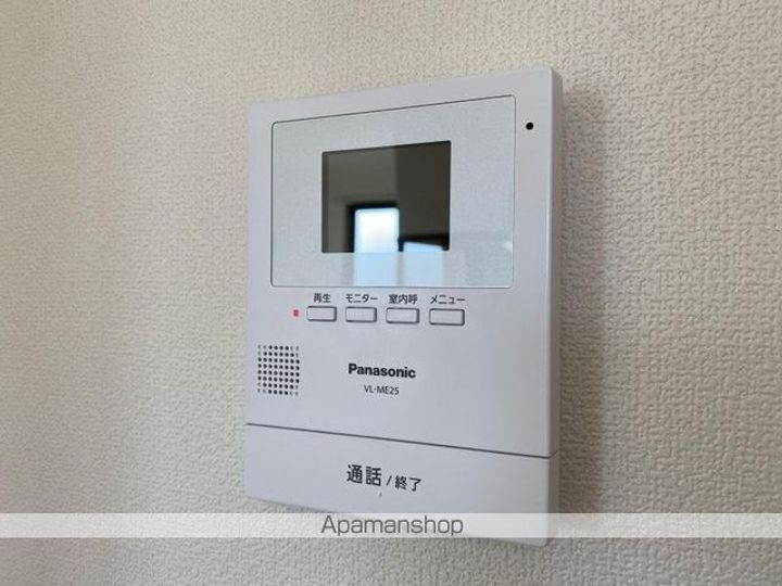 香川県高松市松縄町の賃貸アパートの内装