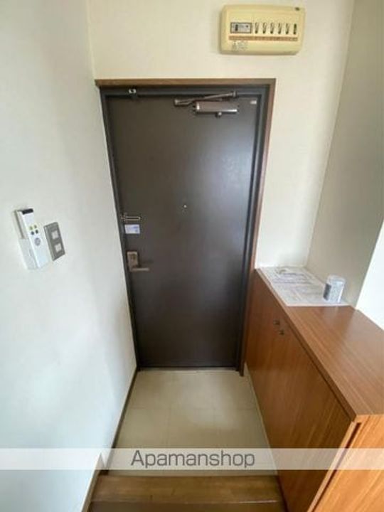 香川県高松市扇町3丁目の賃貸マンションの玄関
