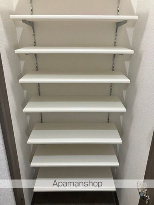 ディアライズ久米中央の玄関