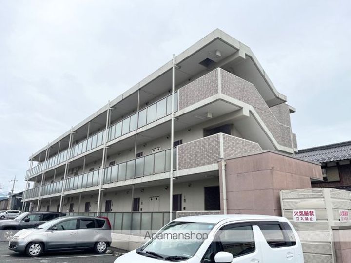 滋賀県長浜市小堀町の賃貸マンションの外観