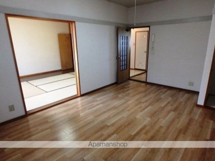 マインドキャッスルB棟の居間