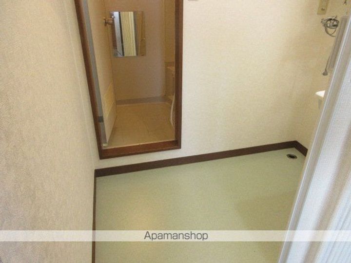 ファミールエステートの内装