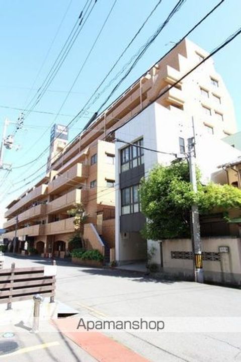 香川県高松市丸の内の賃貸マンションの外観