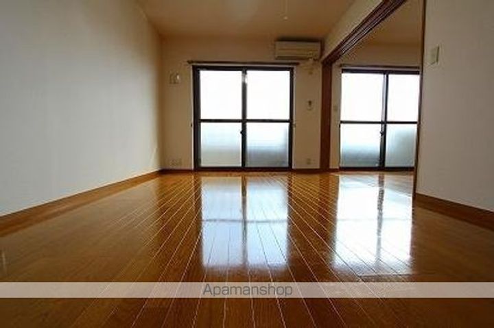 香川県高松市林町の賃貸マンションの内装