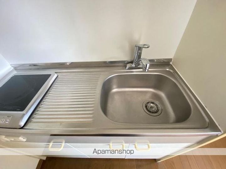 香川県高松市扇町3丁目の賃貸マンションの内装