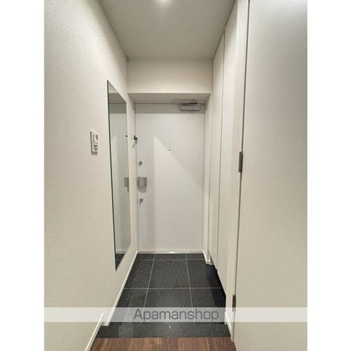 東京都練馬区中村3丁目の賃貸マンションの玄関