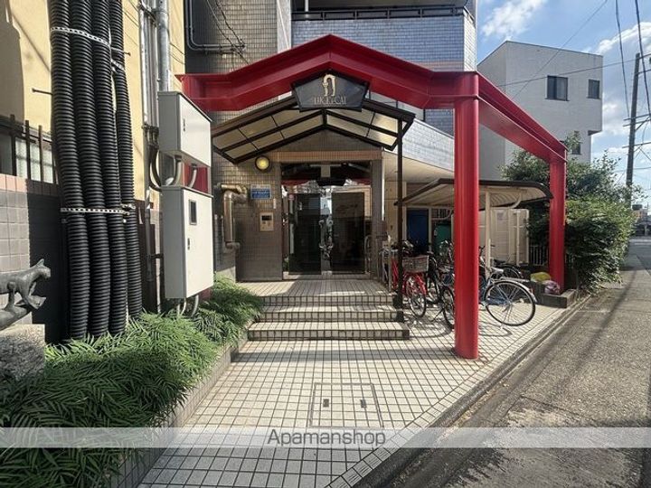 ラッキーキャットの外観