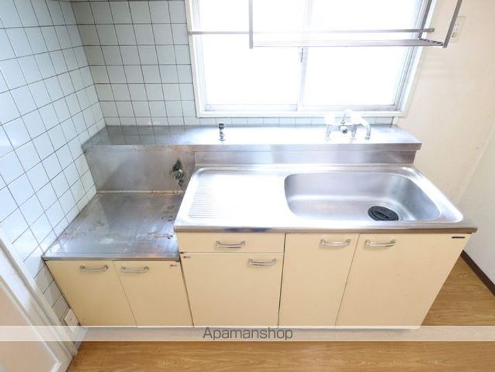 愛知県名古屋市東区泉1丁目の賃貸マンションの内装