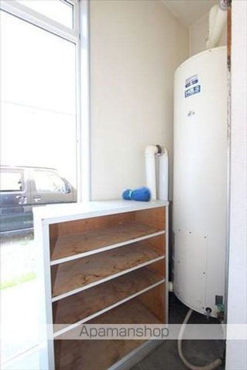 北海道網走市海岸町の賃貸アパートの玄関