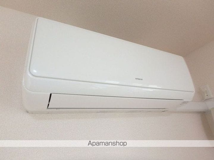 コム・シェ・ヴ Aの内装