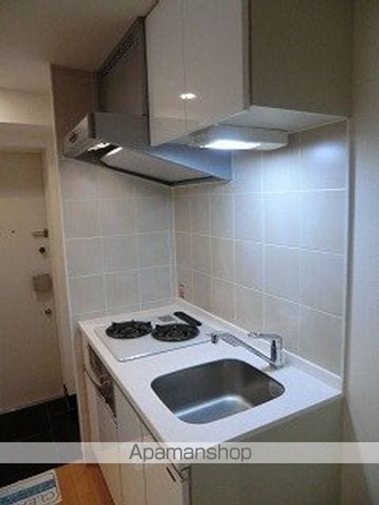 グリアス横浜・ウエストフォルム弐番館1001のキッチン