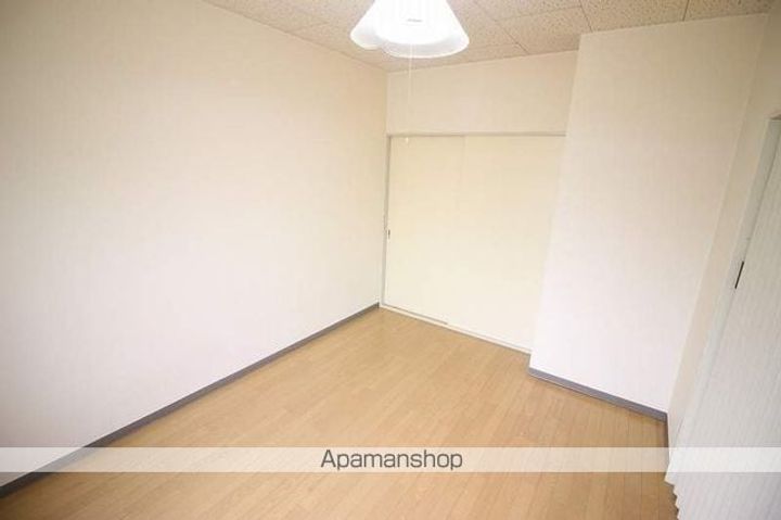 セピアENIWA201の内装