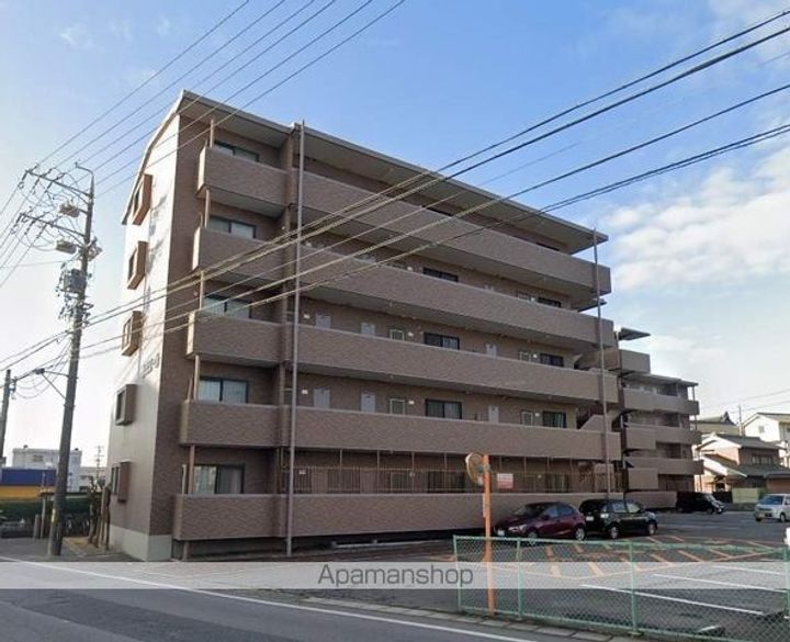 ルミエール301の外観