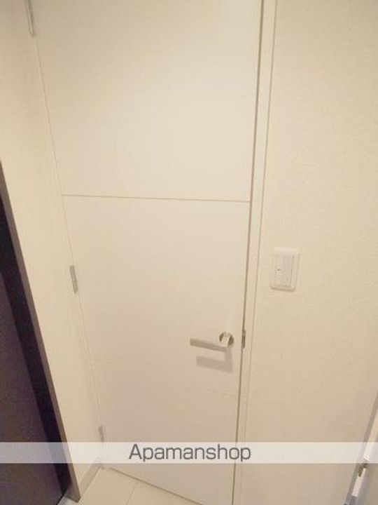 MFPR目黒タワーの玄関