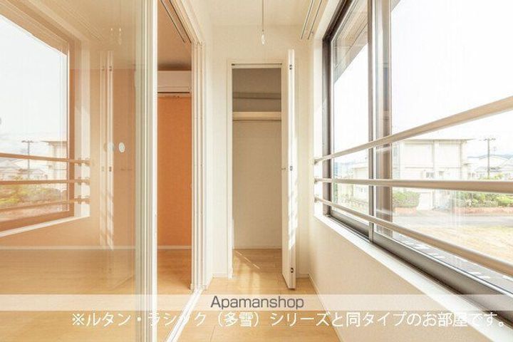 フルール・ド・ヴィオレットのその他画像