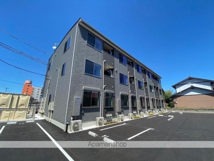 香川県高松市春日町の賃貸アパートの外観