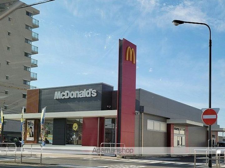 アルフローラ Bの周辺