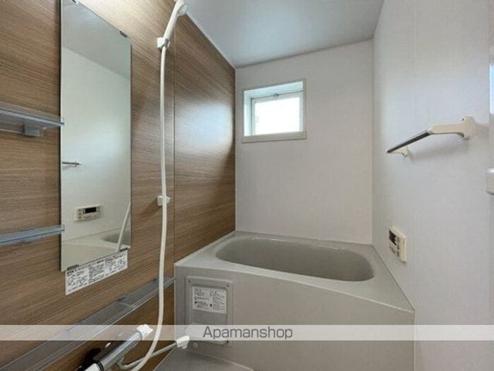 メゾンブランシュ 壱・弐番館弐102の風呂