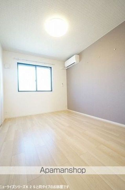 MAHANA WESTの居間