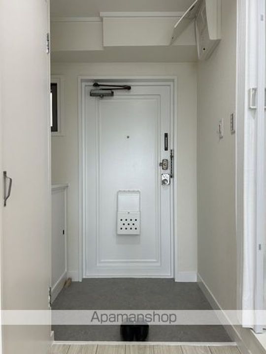 サンピア久米田722の玄関