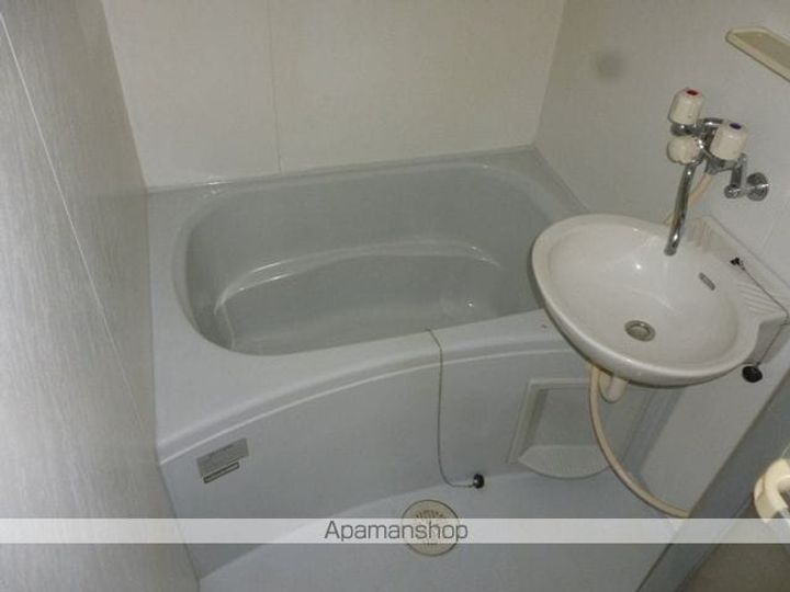 グランシャトー吉原北棟201の風呂