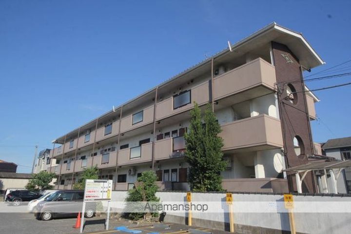 ホワイト富士見の外観