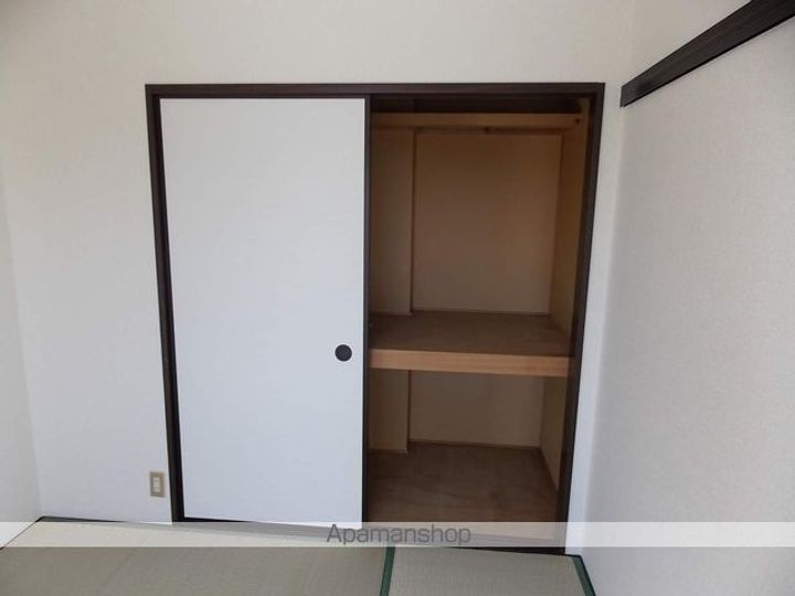 アーバン布袋106の内装