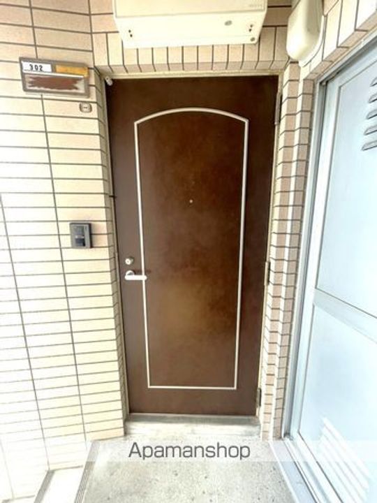 ドリームシティマンションの玄関