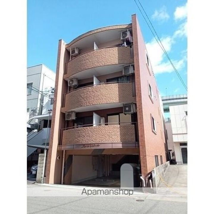愛知県名古屋市名東区一社3丁目の賃貸マンションの外観
