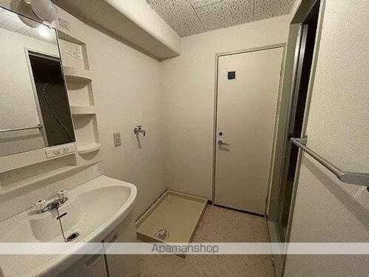 アイランド・コート新宇多津304の内装