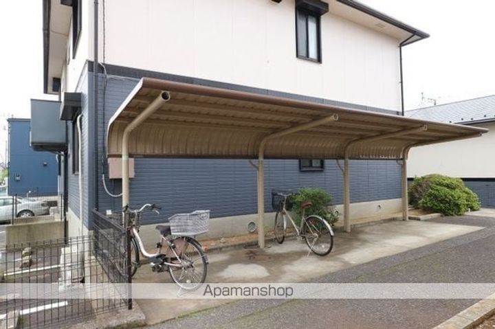 クレストの外観