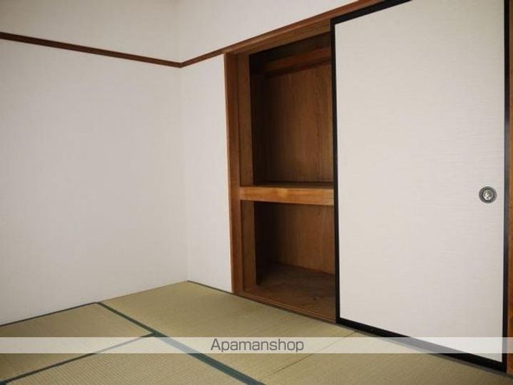 コーポ牛山302の内装