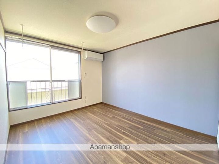 ニューリーブスA206の居間