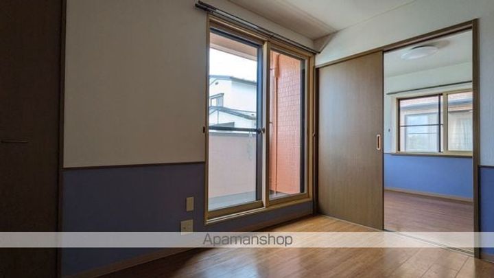 スモールタウントークC棟1の内装