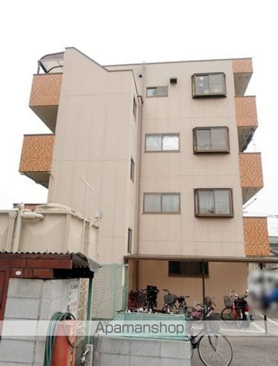 イーストワン樫の木森の外観