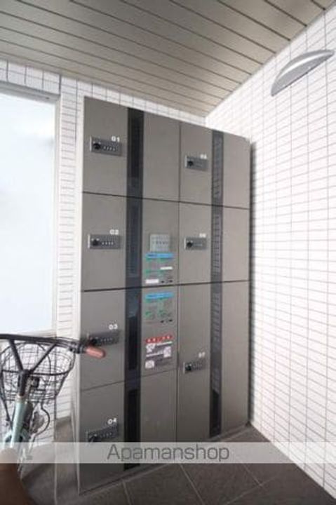 岡山県岡山市北区春日町の賃貸マンションの外観