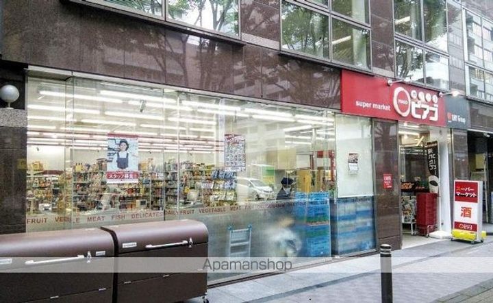 ファミーユ第2前川ビルの周辺