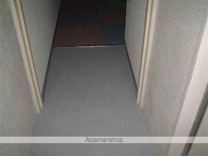 真鍋ハイツ中棟の内装