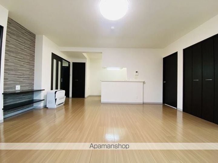 クレールマンション湯川の内装