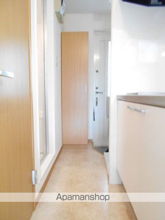 東京都日野市神明1丁目の賃貸アパートの内装