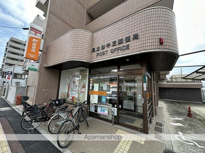 レオパレス北綾瀬の周辺