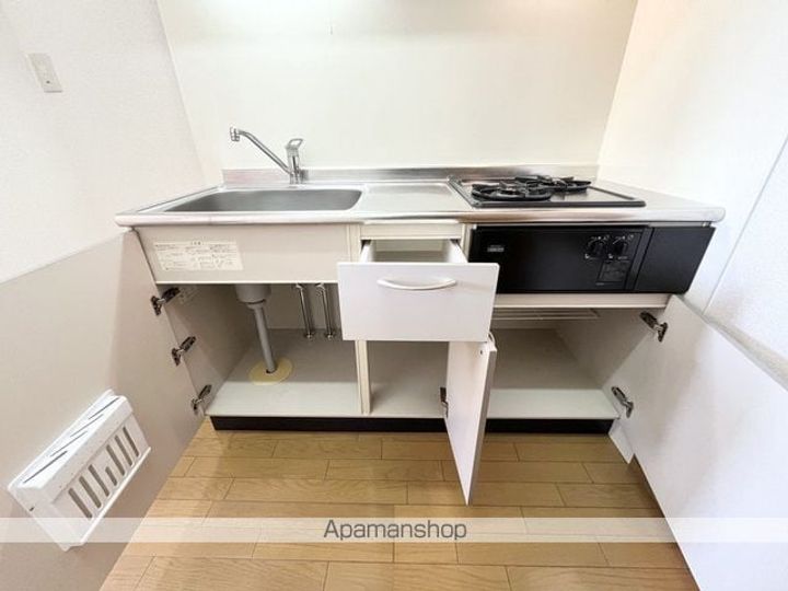 アネックスBの内装