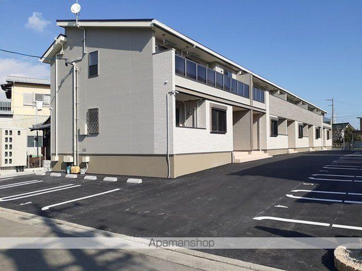 ネオ・ブリーズの外観