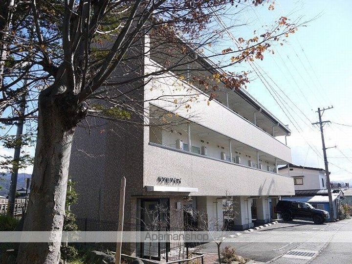 サンベルクイマイ307の外観