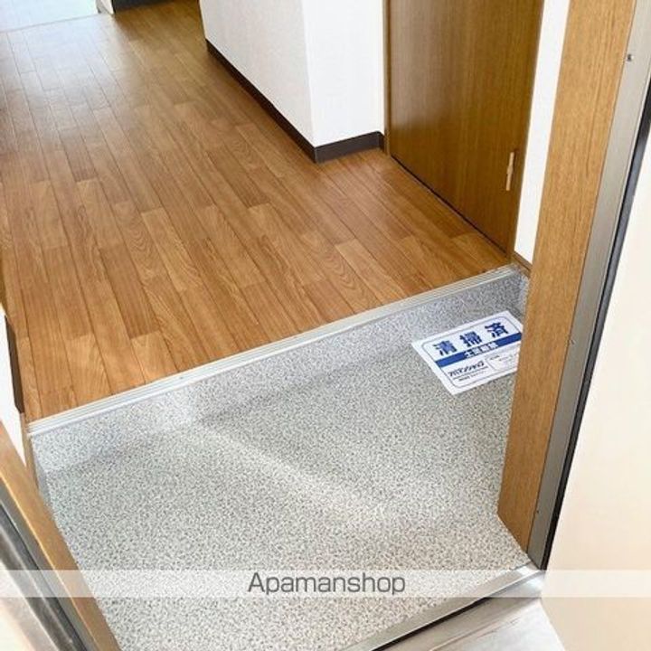 パラッツォ本宮205の玄関