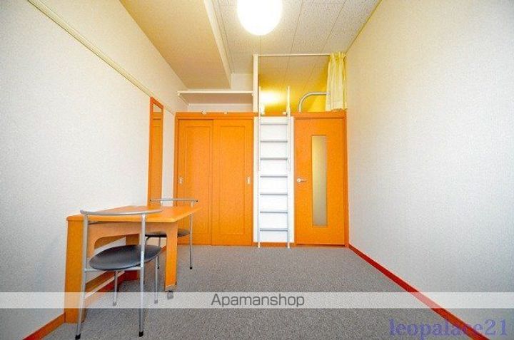 レオパレスくろばるの居間