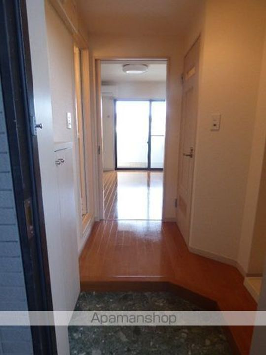 フェアリー高宮の玄関