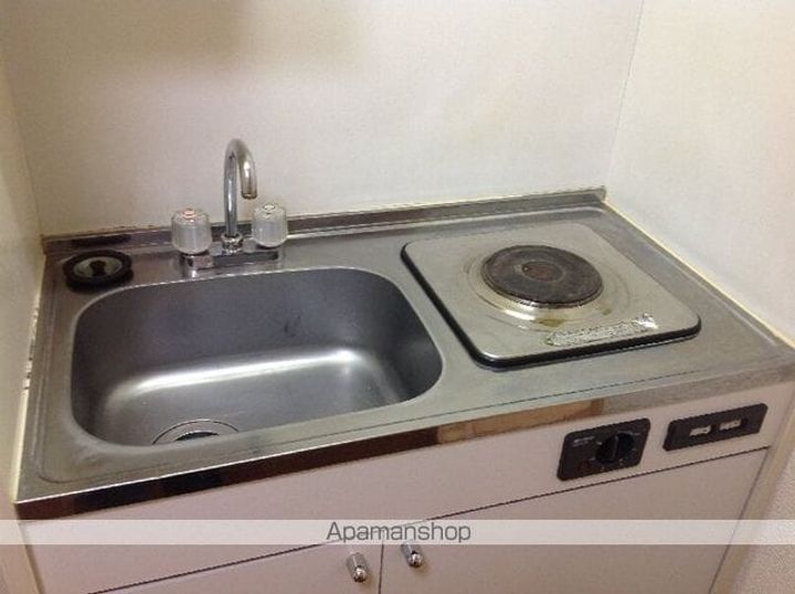 レオパレスロタシオン106のキッチン