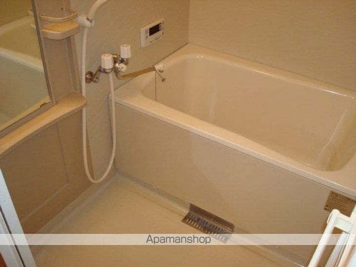 ラシーヌ103の風呂